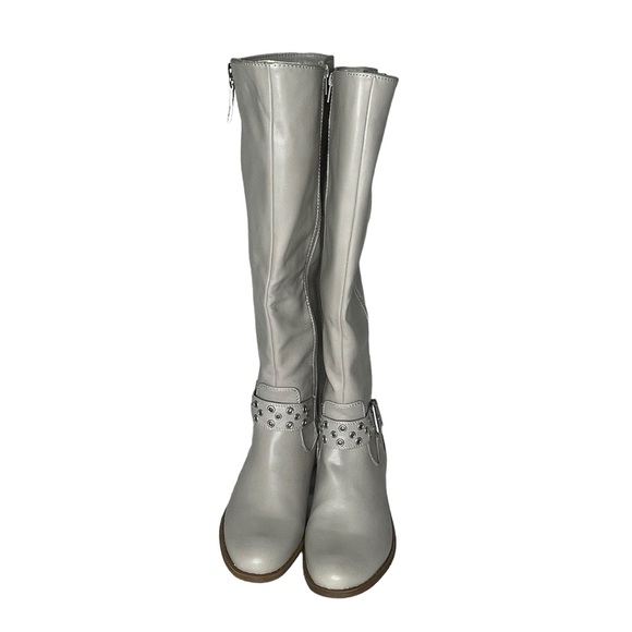 ShoeDazzle 9.5 Jessie boots taupe - Picture 3 of 10